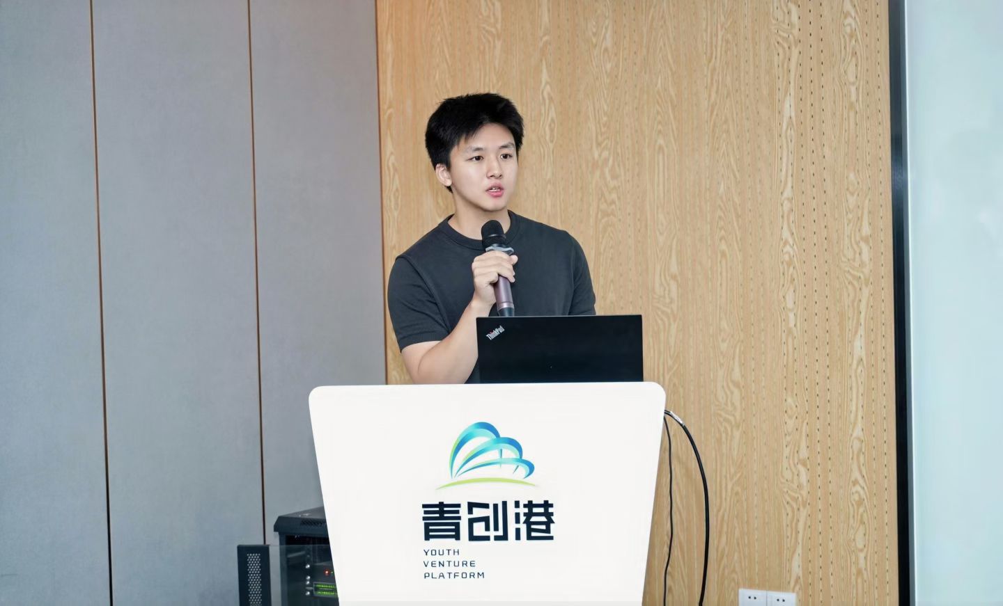 个人影像的完整原图
